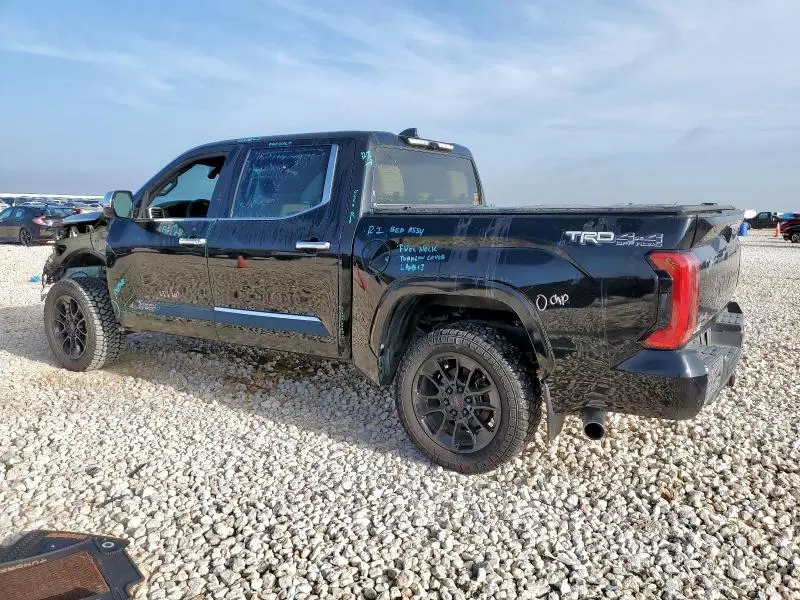 2023 TOYOTA TUNDRA CREWMAX PLATINUM  