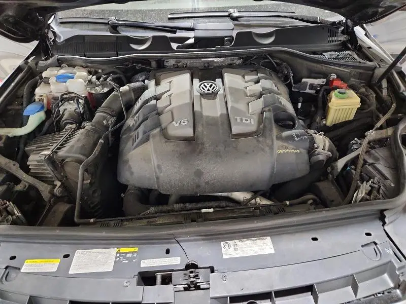 2013 VOLKSWAGEN TOUAREG V6 TDI  
