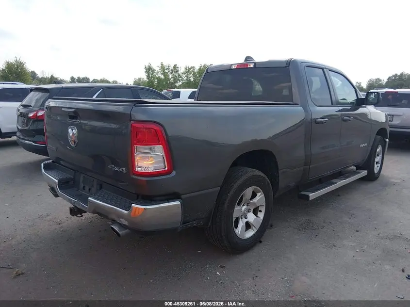 2022 RAM 1500 BIG HORN  4X4 6'4 BOX