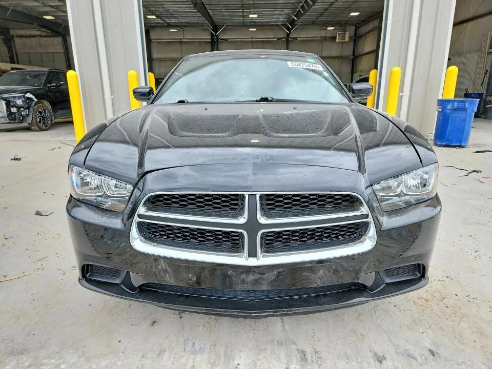 2013 DODGE CHARGER SE  