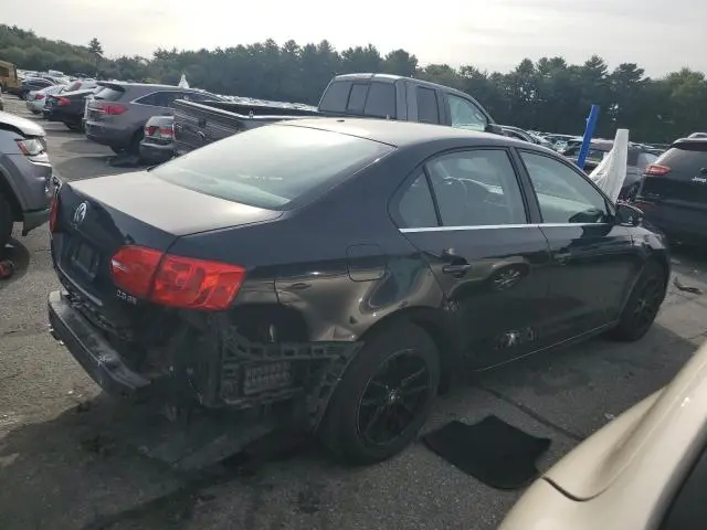 2013 VOLKSWAGEN JETTA SE  