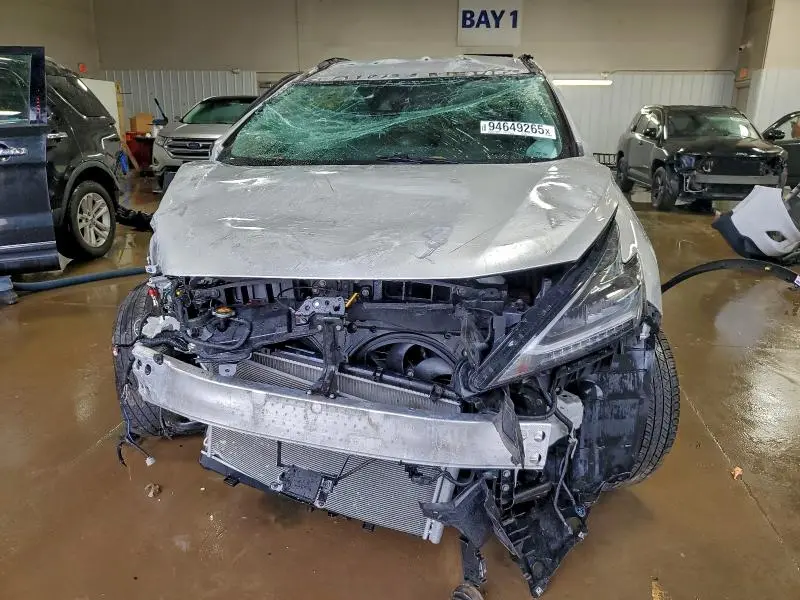 2022 NISSAN MURANO SV  