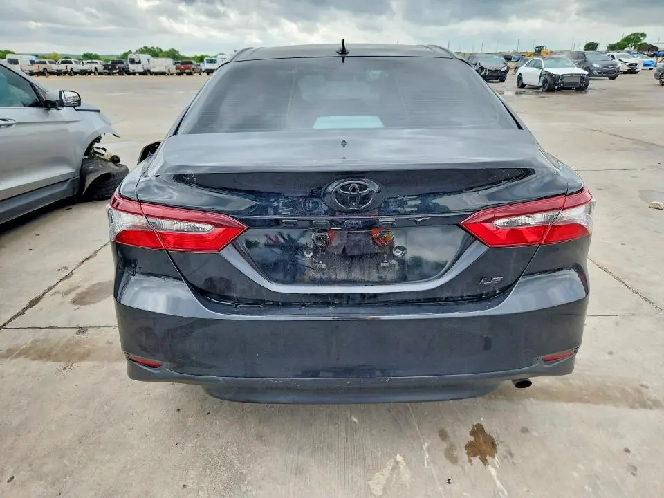 2022 TOYOTA CAMRY LE  