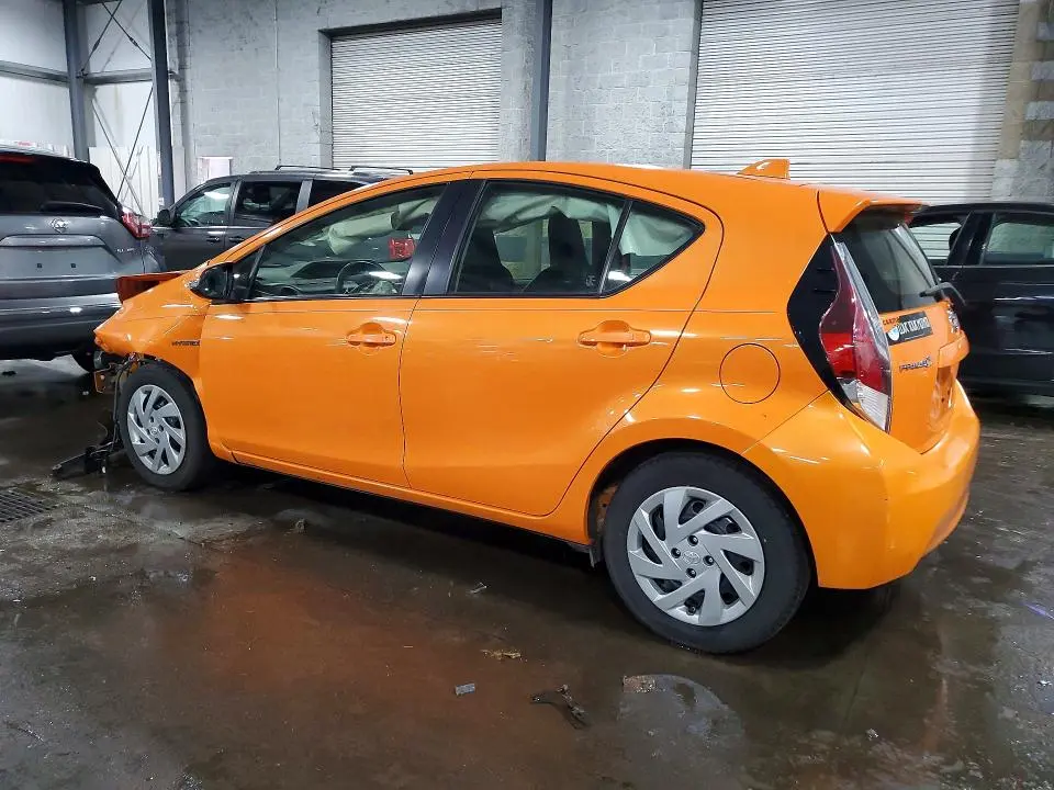 2015 TOYOTA PRIUS C ONE  