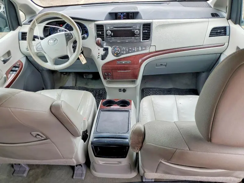 2012 TOYOTA SIENNA XLE 8-PASSENGER  