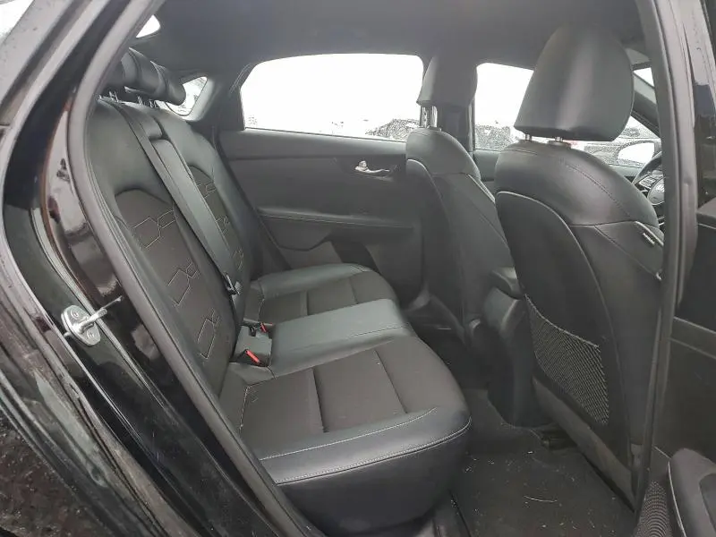 2021 KIA FORTE GT LINE  