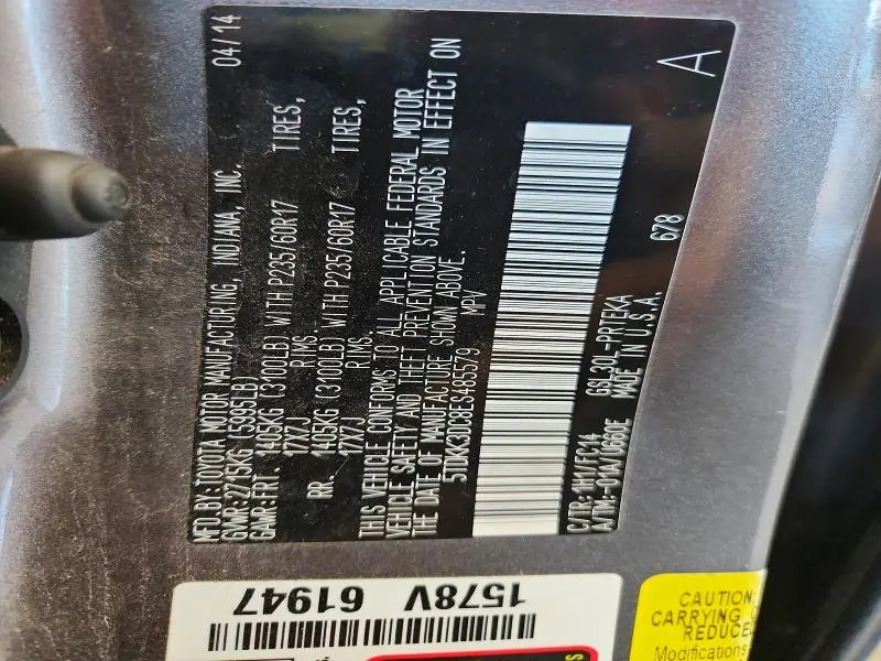 2014 TOYOTA SIENNA LE  