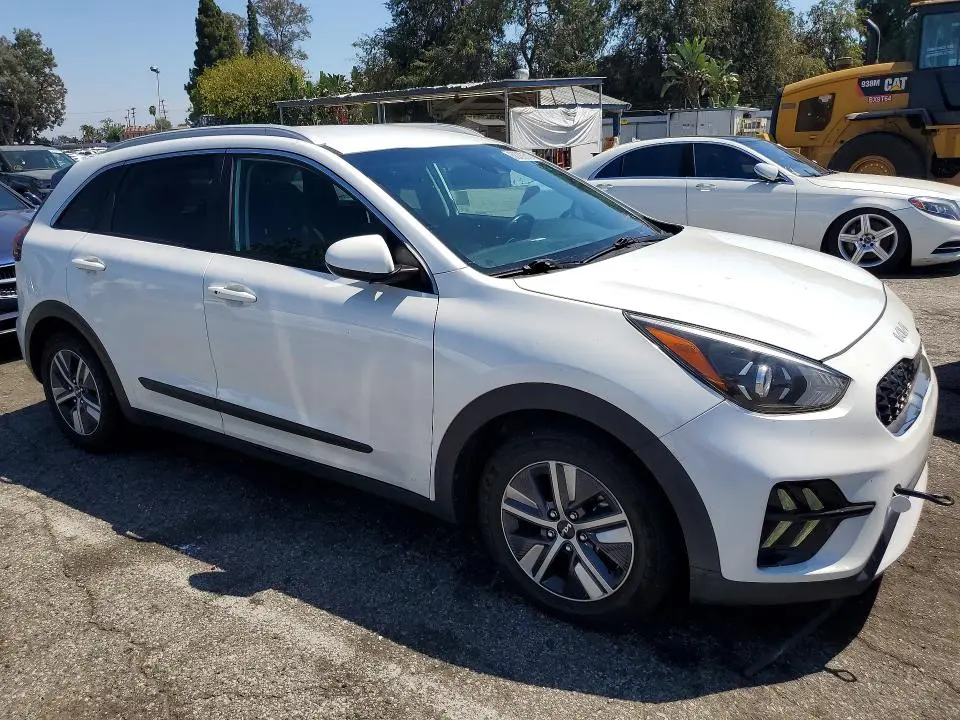2022 KIA NIRO LXS  