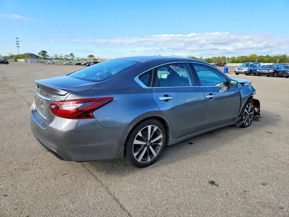 2017 NISSAN ALTIMA 2.5 SR  