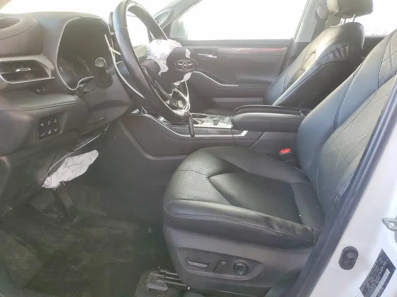 2020 TOYOTA HIGHLANDER HYBRID PLATINUM  