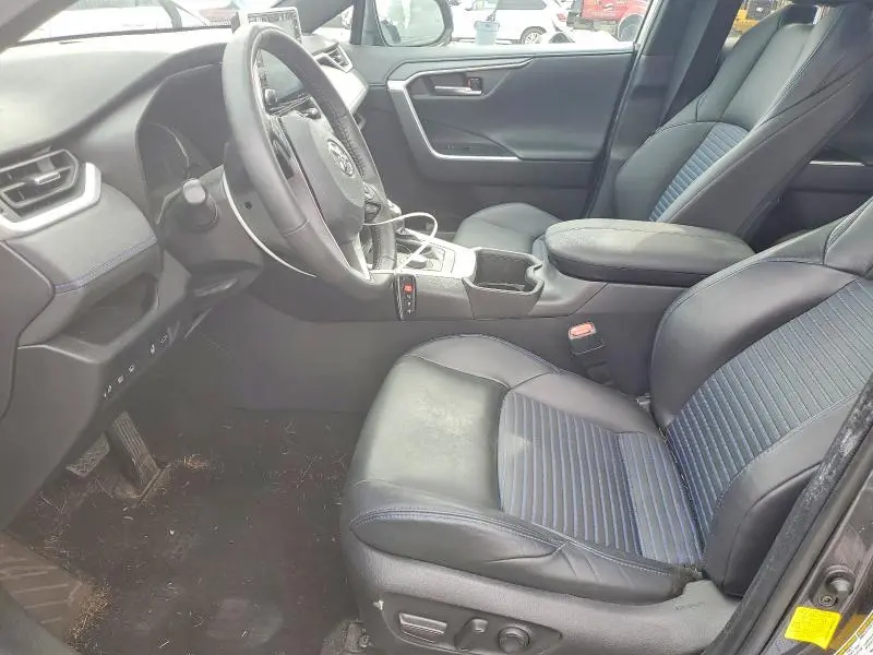 2022 TOYOTA RAV4 XSE  