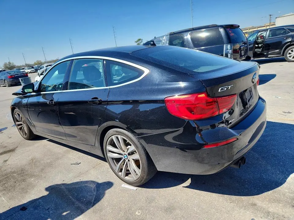 2018 BMW 330 XIGT  