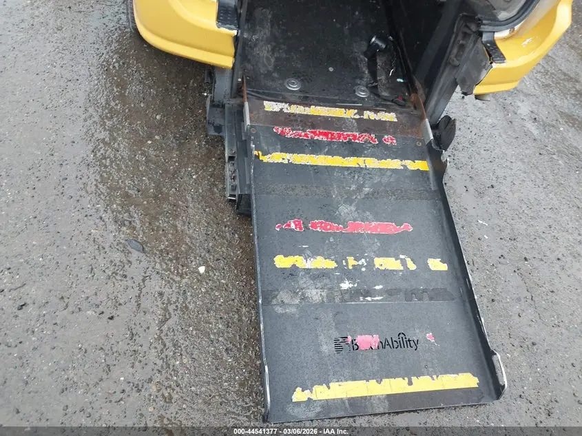 2017 DODGE GRAND CARAVAN SE