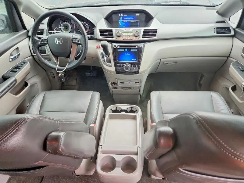 2016 HONDA ODYSSEY SE  