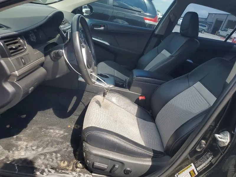 2012 TOYOTA CAMRY SE  