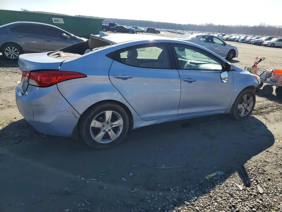 2012 HYUNDAI ELANTRA GLS  