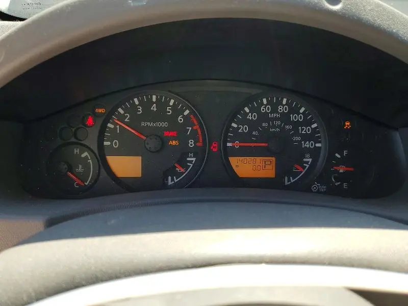 2014 NISSAN FRONTIER S  