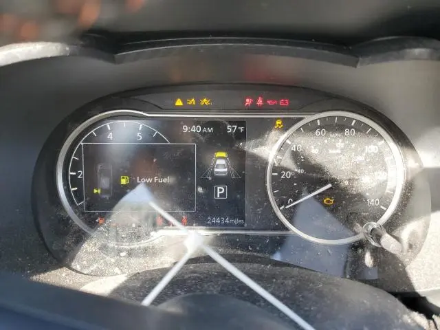 2023 NISSAN VERSA SR  