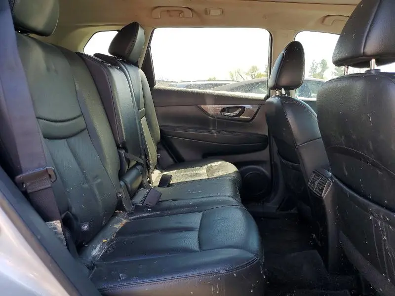 2016 NISSAN ROGUE SL  