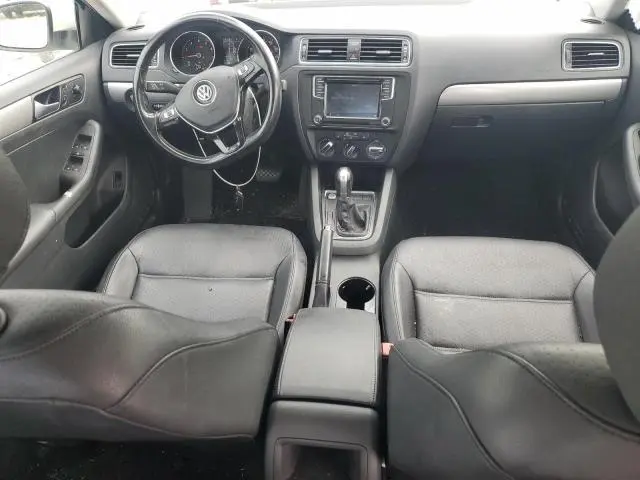 2017 VOLKSWAGEN JETTA SE  