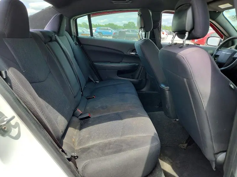 2014 CHRYSLER 200 LX  