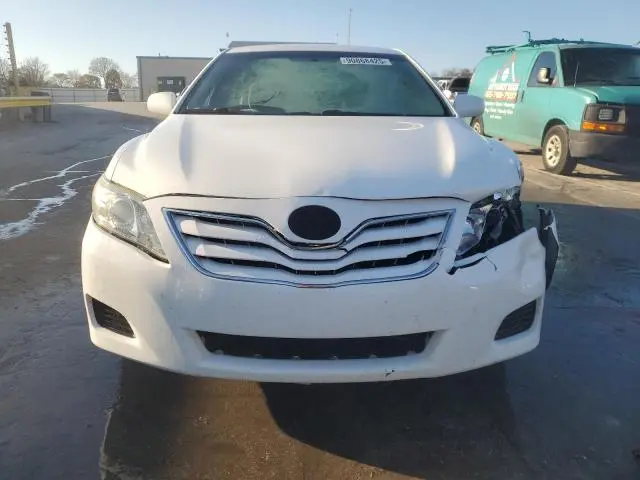 2011 TOYOTA CAMRY BASE  