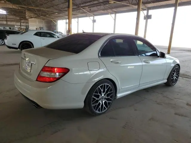 2011 MERCEDES-BENZ C 300  