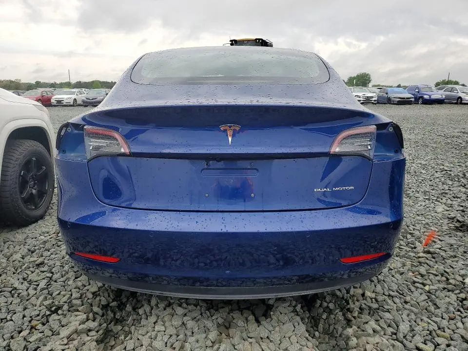 2018 TESLA MODEL 3   