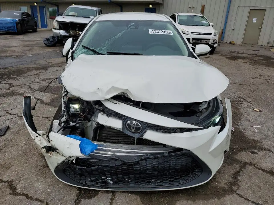 2021 TOYOTA COROLLA LE  