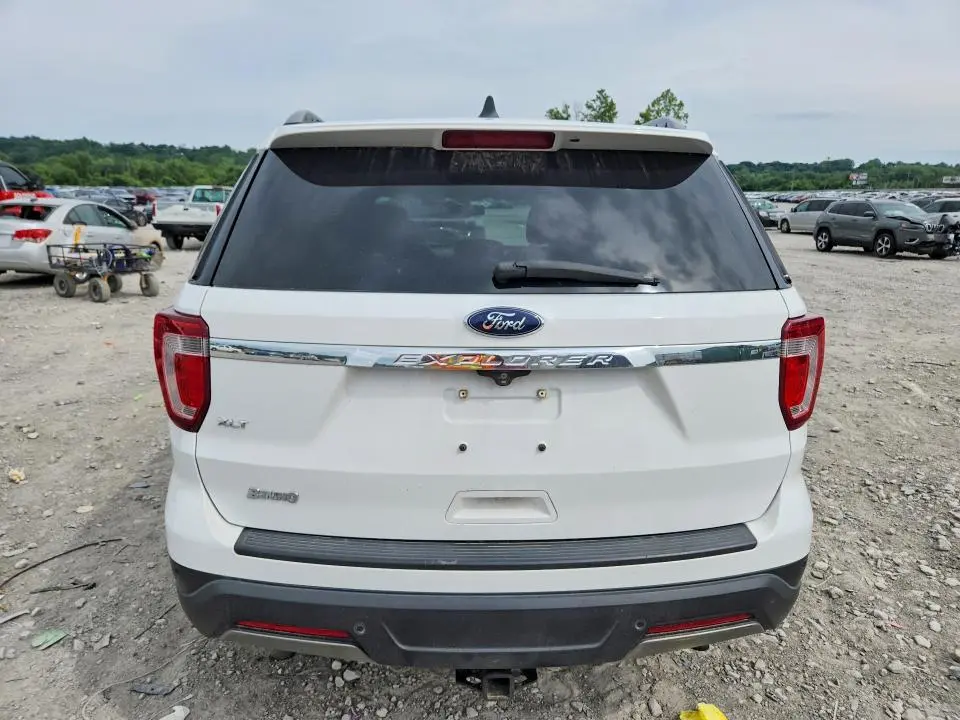 2019 FORD EXPLORER XLT  