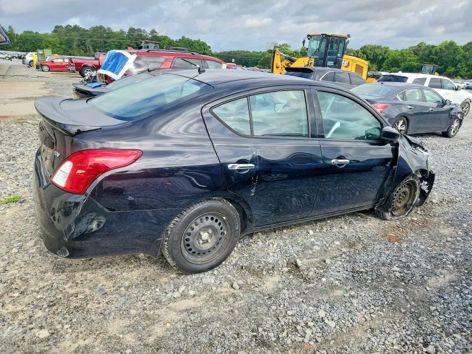 2016 NISSAN VERSA 1.6 SV  