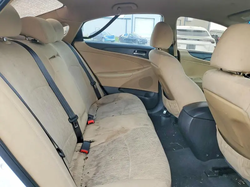 2013 HYUNDAI SONATA GLS  
