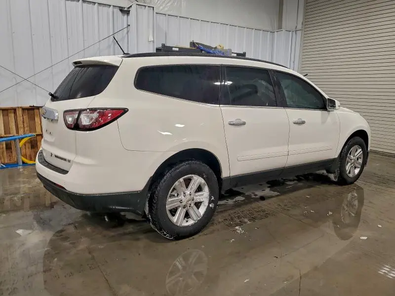 2014 CHEVROLET TRAVERSE LT  