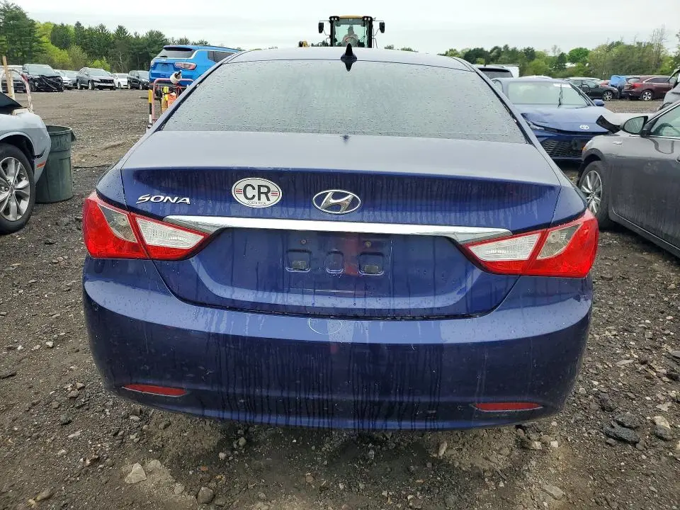 2011 HYUNDAI SONATA GLS  
