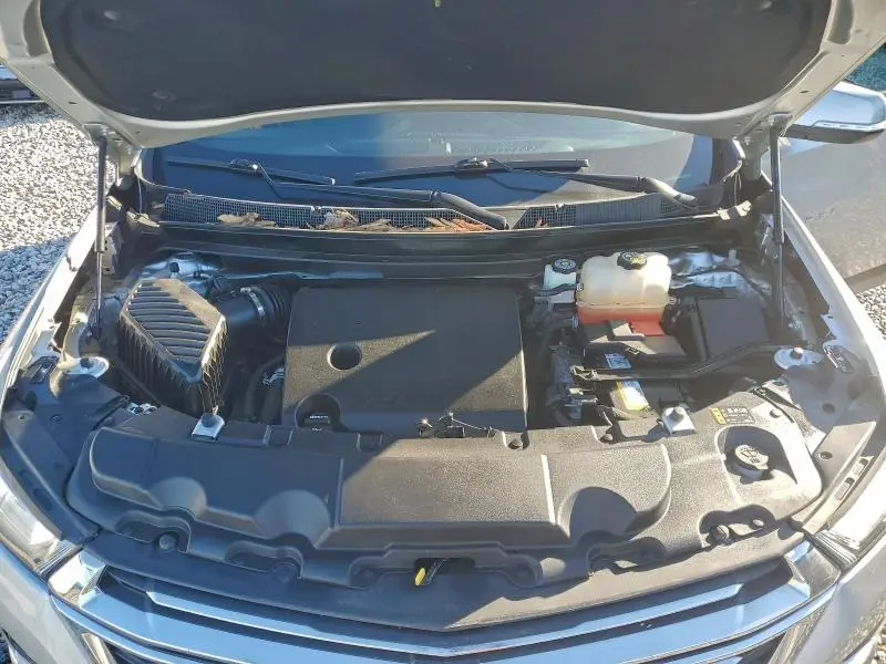 2022 CHEVROLET TRAVERSE LT  