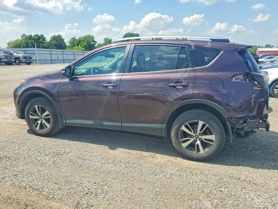 2017 TOYOTA RAV4 XLE  