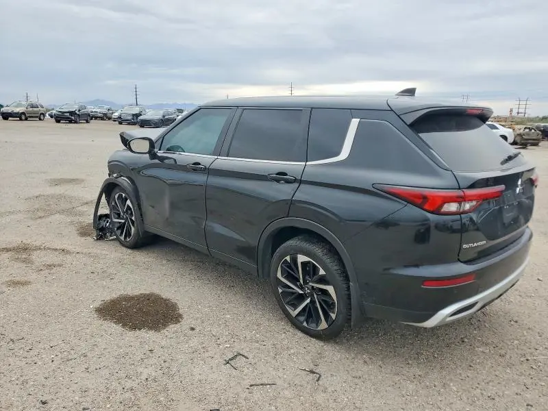 2024 MITSUBISHI OUTLANDER SE  