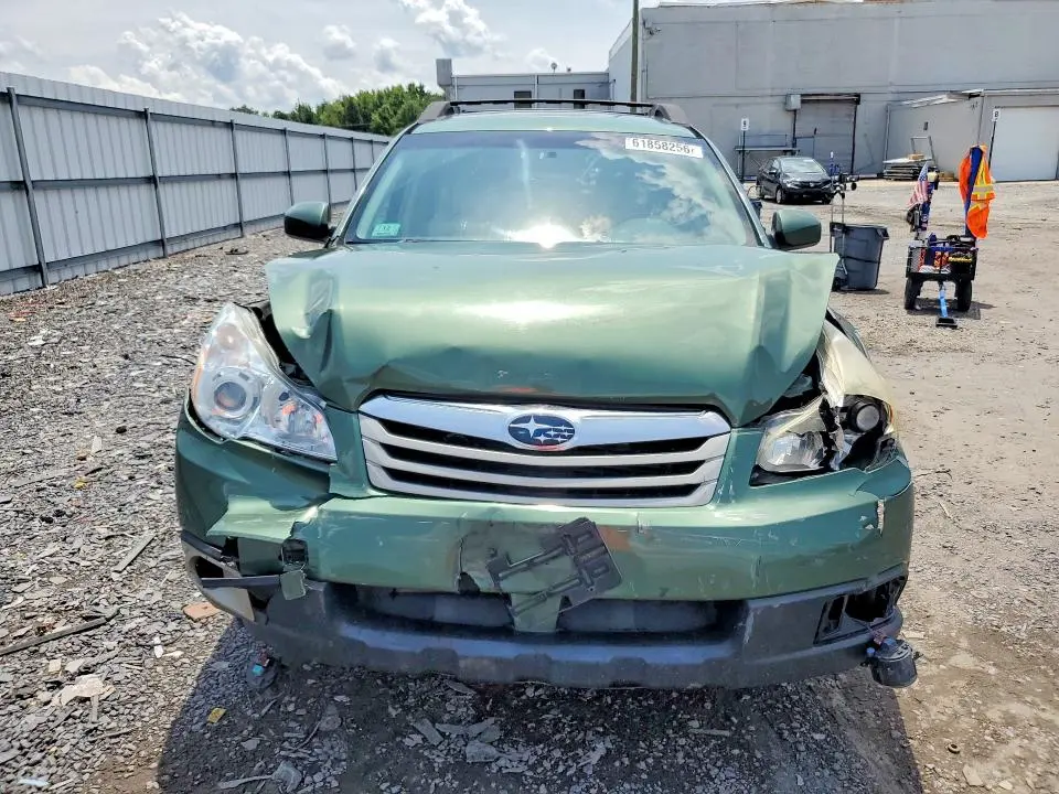2010 SUBARU OUTBACK 2.5I PREMIUM  