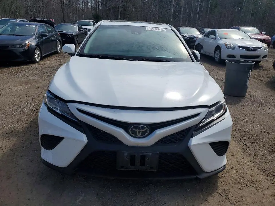 2020 TOYOTA CAMRY SE  