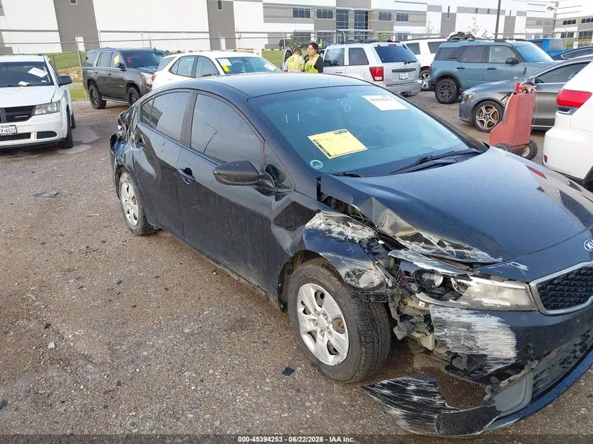 2017 KIA FORTE LX