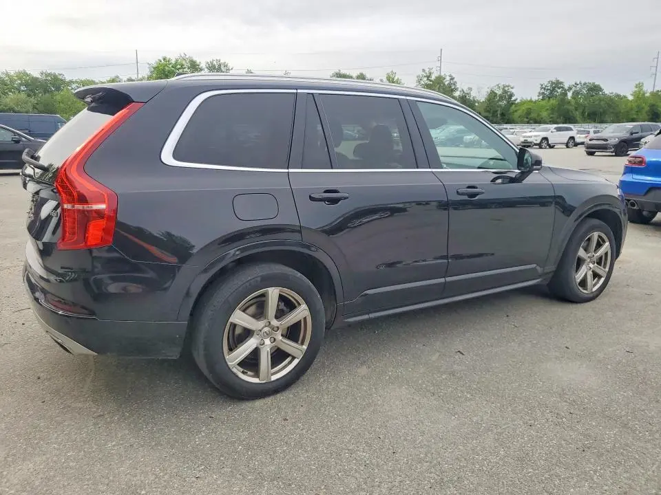 2021 VOLVO XC90 T6 MOMENTUM  