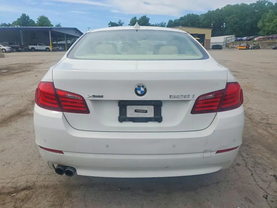 2013 BMW 528 XI  