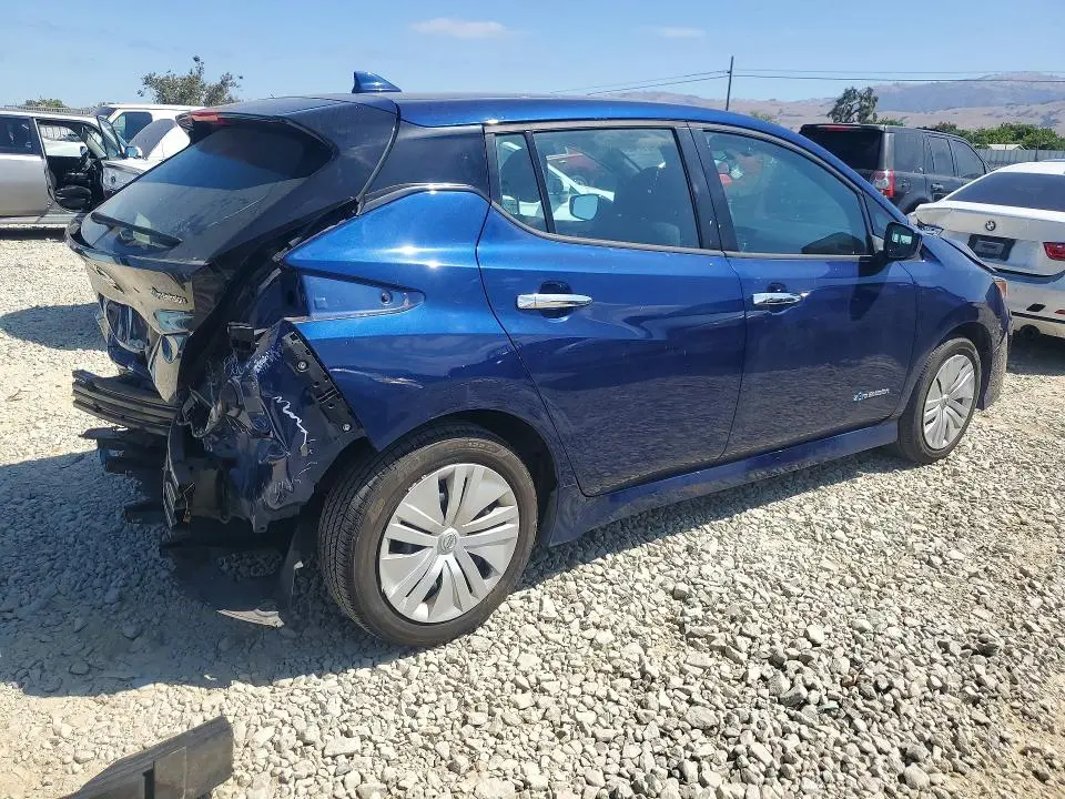 2019 NISSAN LEAF S  