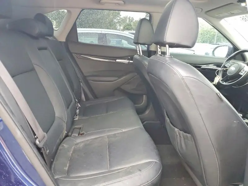 2021 KIA SELTOS EX  