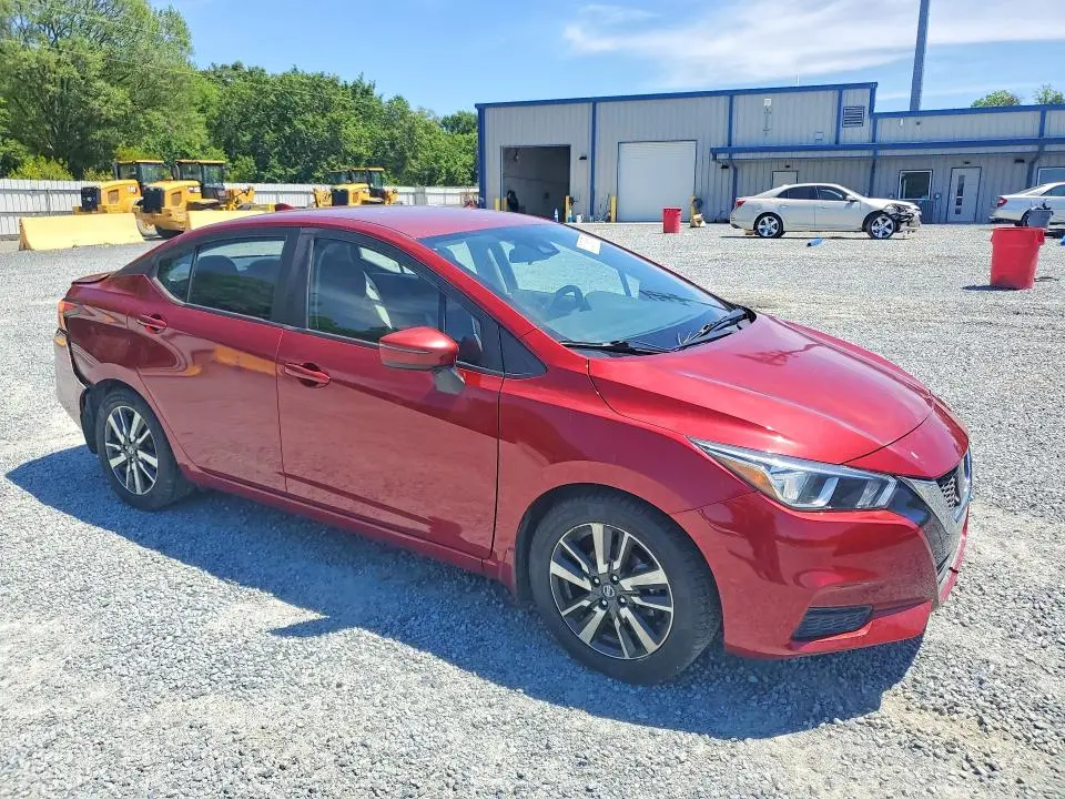 2020 NISSAN VERSA SV  