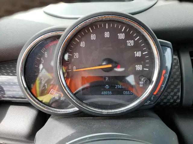 2018 MINI COOPER S  