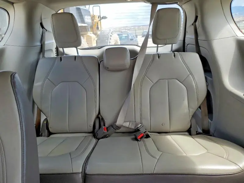 2017 CHRYSLER PACIFICA TOURING L  