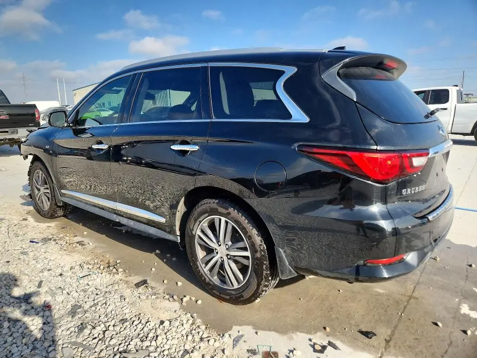 2019 INFINITI QX60 LUXE  