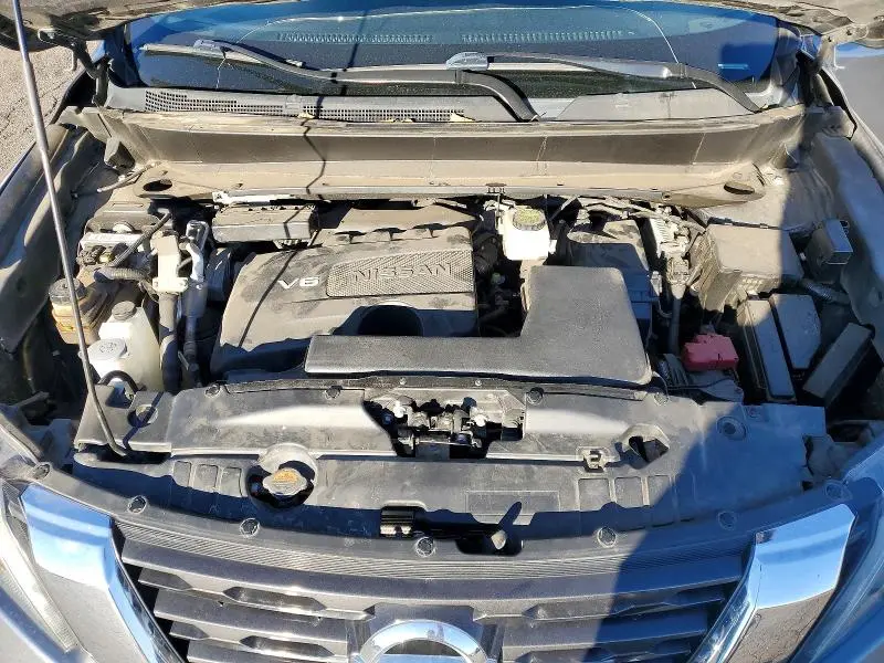 2017 NISSAN PATHFINDER SL  