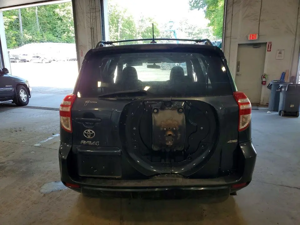 2011 TOYOTA RAV4 BASE  